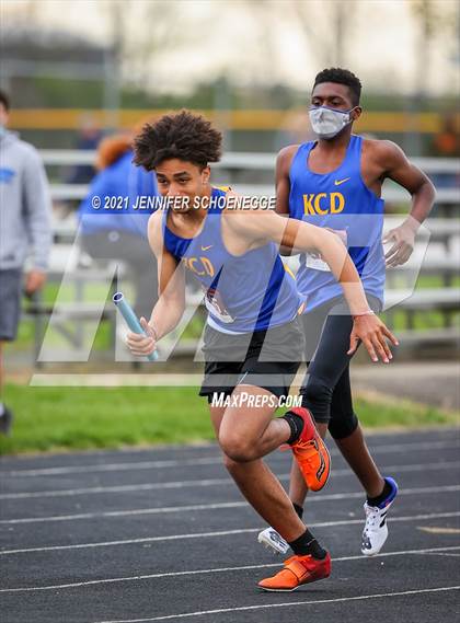 Thumbnail 2 in KHSAA North Central Track Conference Championship photogallery.