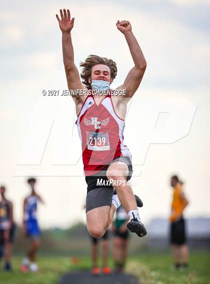 Thumbnail 2 in KHSAA North Central Track Conference Championship photogallery.