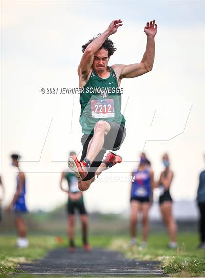 Thumbnail 1 in KHSAA North Central Track Conference Championship photogallery.