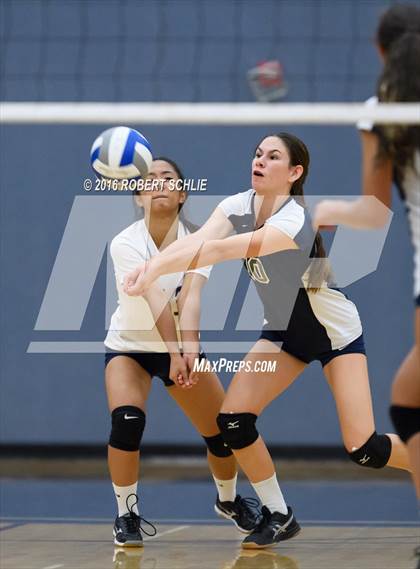 Thumbnail 2 in Rio Americano @ Vista del Lago photogallery.
