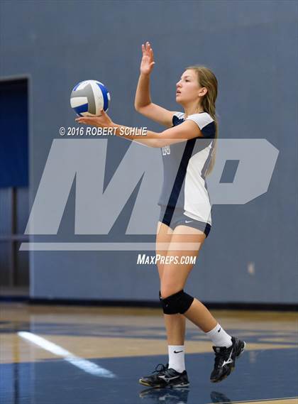 Thumbnail 1 in Rio Americano @ Vista del Lago photogallery.