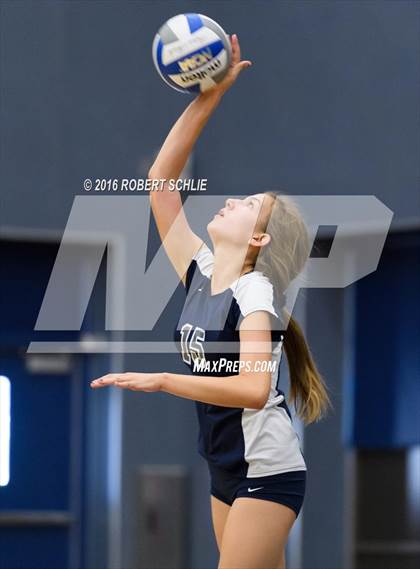 Thumbnail 3 in Rio Americano @ Vista del Lago photogallery.