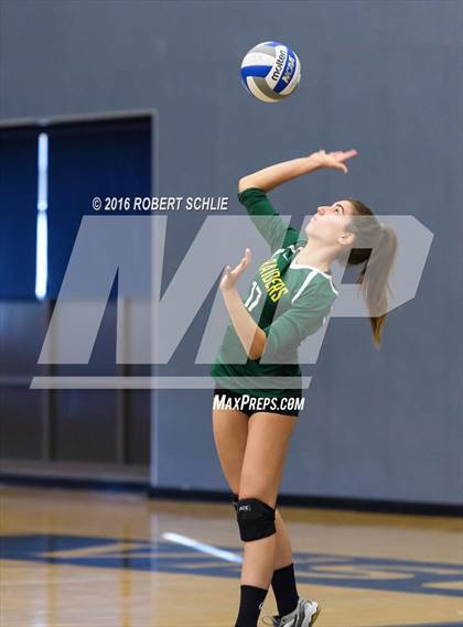 Thumbnail 3 in Rio Americano @ Vista del Lago photogallery.