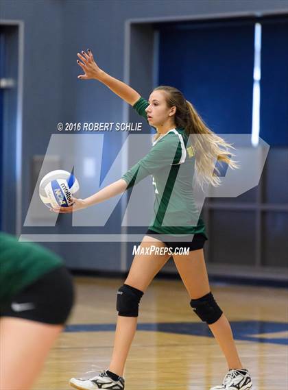 Thumbnail 3 in Rio Americano @ Vista del Lago photogallery.