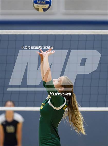 Thumbnail 2 in Rio Americano @ Vista del Lago photogallery.