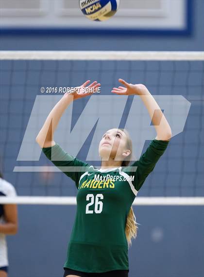 Thumbnail 3 in Rio Americano @ Vista del Lago photogallery.
