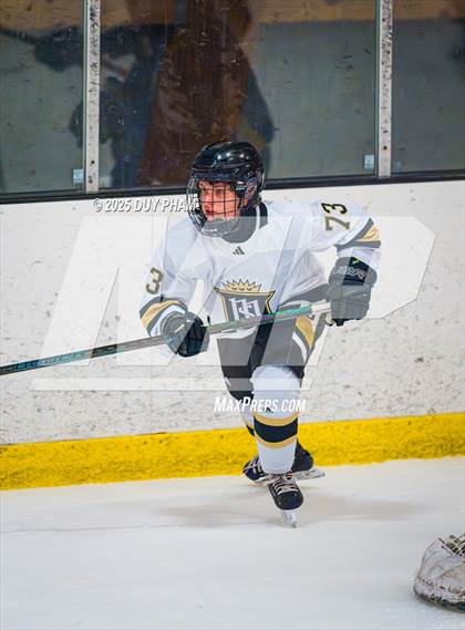 Thumbnail 3 in Servite VS Bishop Amat photogallery.