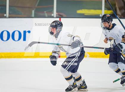 Thumbnail 3 in Servite VS Bishop Amat photogallery.