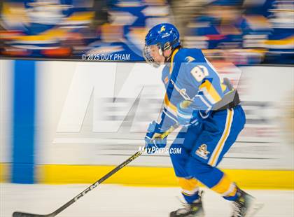 Thumbnail 3 in Servite VS Bishop Amat photogallery.