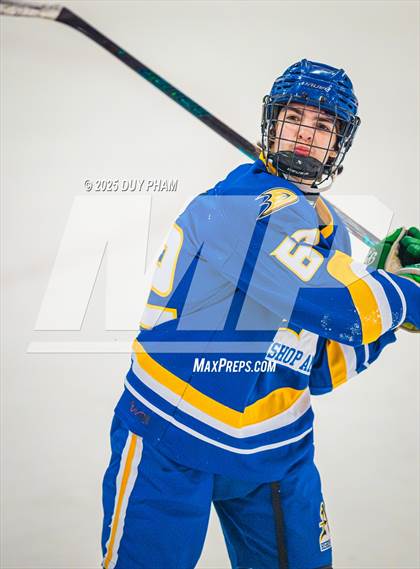 Thumbnail 1 in Servite VS Bishop Amat photogallery.