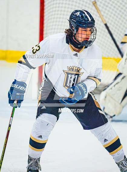 Thumbnail 1 in Servite VS Bishop Amat photogallery.