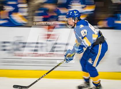 Thumbnail 2 in Servite VS Bishop Amat photogallery.