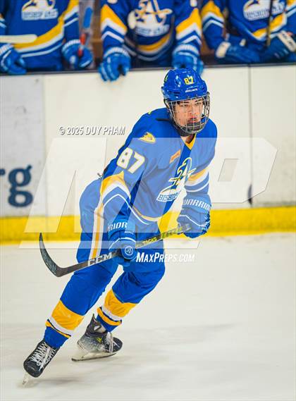 Thumbnail 3 in Servite VS Bishop Amat photogallery.