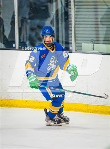 Thumbnail 1 in Servite VS Bishop Amat photogallery.