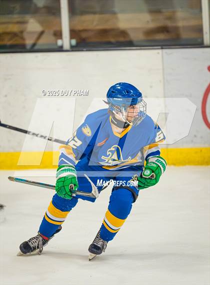 Thumbnail 2 in Servite VS Bishop Amat photogallery.