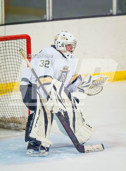 Thumbnail 2 in Servite VS Bishop Amat photogallery.