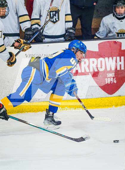 Thumbnail 2 in Servite VS Bishop Amat photogallery.