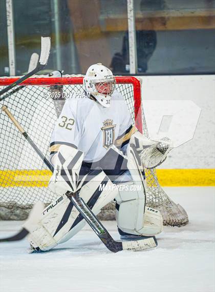 Thumbnail 1 in Servite VS Bishop Amat photogallery.