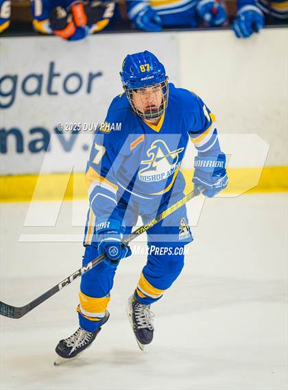 Thumbnail 1 in Servite VS Bishop Amat photogallery.