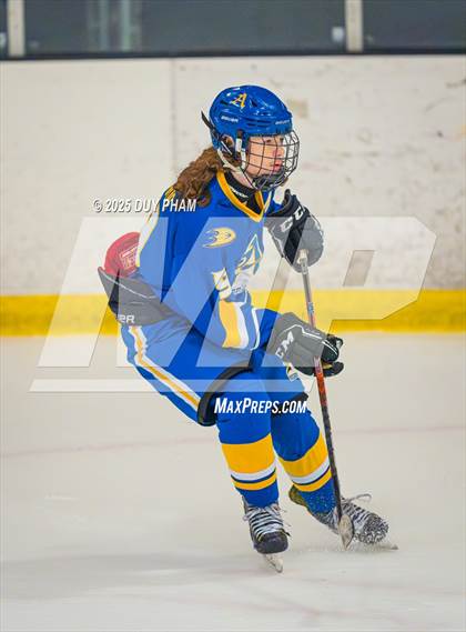 Thumbnail 2 in Servite VS Bishop Amat photogallery.