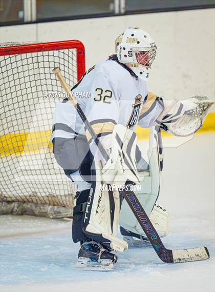 Thumbnail 1 in Servite VS Bishop Amat photogallery.
