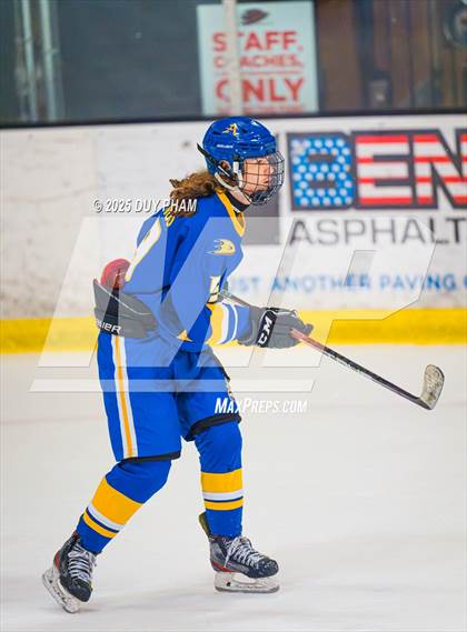 Thumbnail 1 in Servite VS Bishop Amat photogallery.