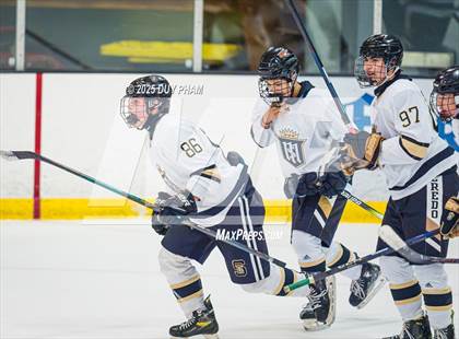 Thumbnail 2 in Servite VS Bishop Amat photogallery.