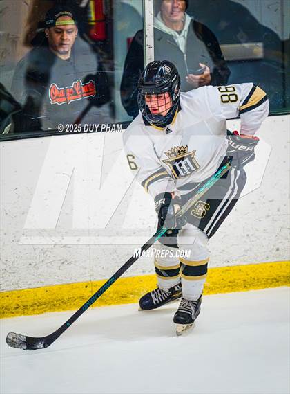 Thumbnail 3 in Servite VS Bishop Amat photogallery.