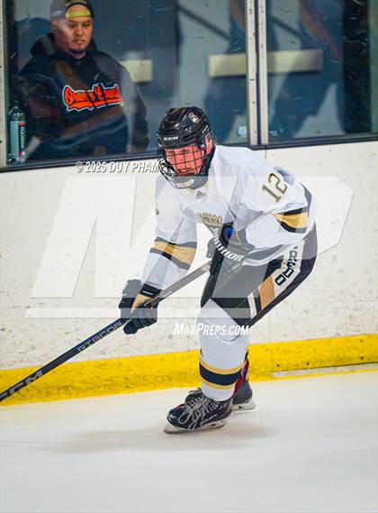 Thumbnail 2 in Servite VS Bishop Amat photogallery.