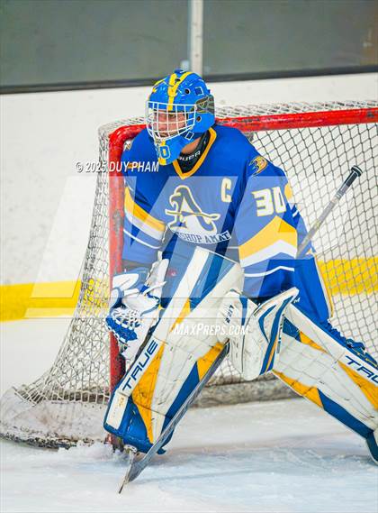 Thumbnail 3 in Servite VS Bishop Amat photogallery.