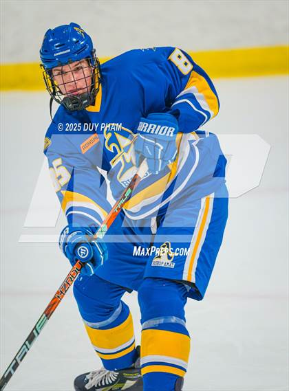 Thumbnail 1 in Servite VS Bishop Amat photogallery.
