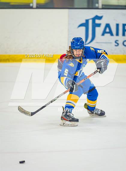 Thumbnail 2 in Servite VS Bishop Amat photogallery.