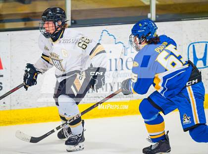 Thumbnail 3 in Servite VS Bishop Amat photogallery.