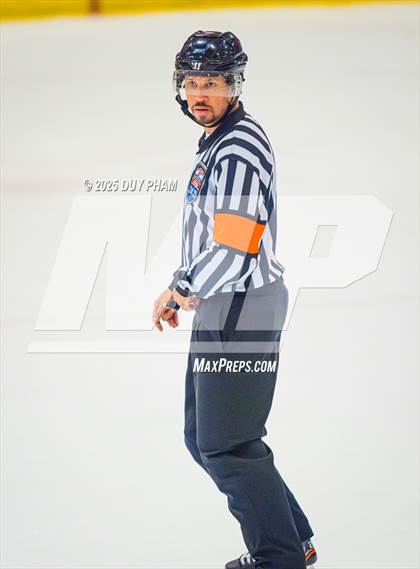 Thumbnail 3 in Servite VS Bishop Amat photogallery.