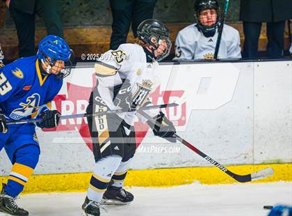 Thumbnail 3 in Servite VS Bishop Amat photogallery.