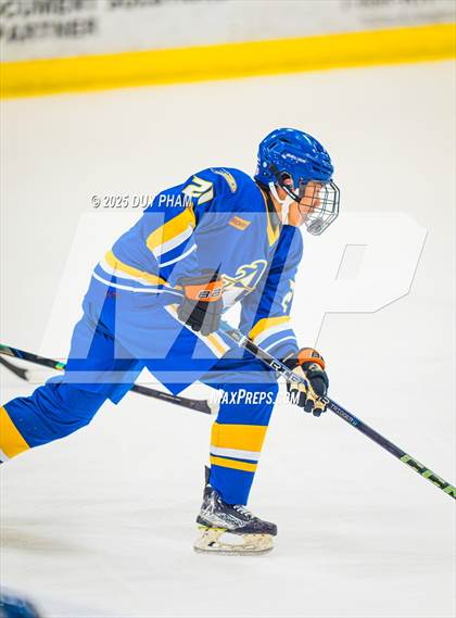 Thumbnail 1 in Servite VS Bishop Amat photogallery.