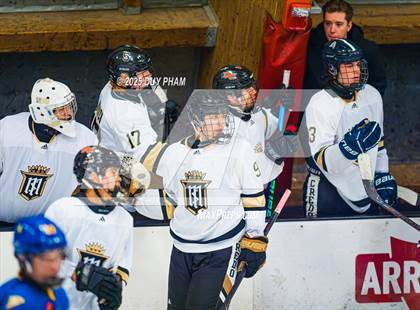 Thumbnail 3 in Servite VS Bishop Amat photogallery.
