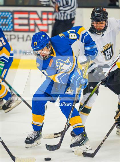 Thumbnail 3 in Servite VS Bishop Amat photogallery.