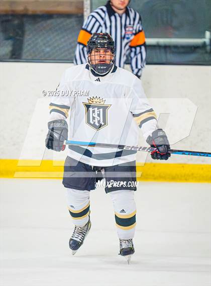 Thumbnail 2 in Servite VS Bishop Amat photogallery.