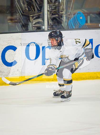 Thumbnail 2 in Servite VS Bishop Amat photogallery.