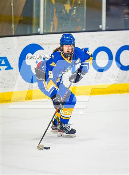 Thumbnail 2 in Servite VS Bishop Amat photogallery.