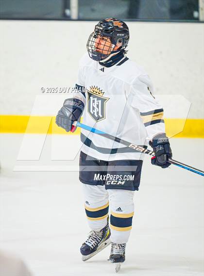 Thumbnail 3 in Servite VS Bishop Amat photogallery.