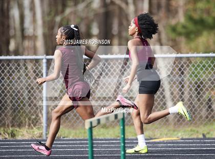 Thumbnail 2 in Mandarin Preseason Classic (300m) photogallery.