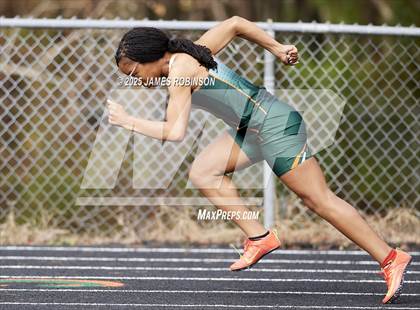 Thumbnail 1 in Mandarin Preseason Classic (300m) photogallery.