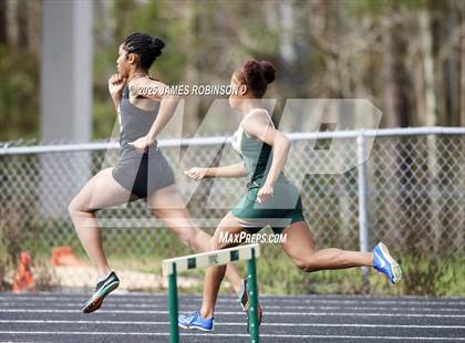 Thumbnail 1 in Mandarin Preseason Classic (300m) photogallery.