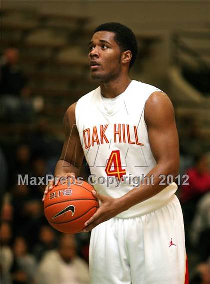 Thumbnail 1 in Melrose vs. Oak Hill Academy photogallery.