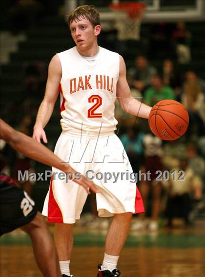 Thumbnail 3 in Melrose vs. Oak Hill Academy photogallery.