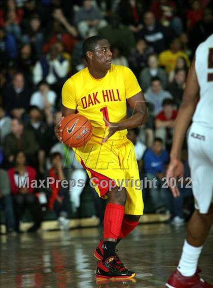 Thumbnail 3 in Melrose vs. Oak Hill Academy photogallery.