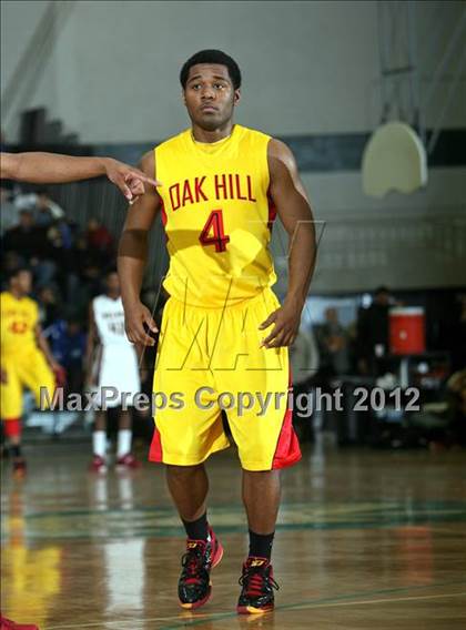Thumbnail 1 in Melrose vs. Oak Hill Academy photogallery.