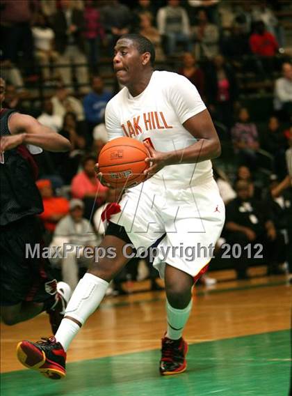 Thumbnail 1 in Melrose vs. Oak Hill Academy photogallery.